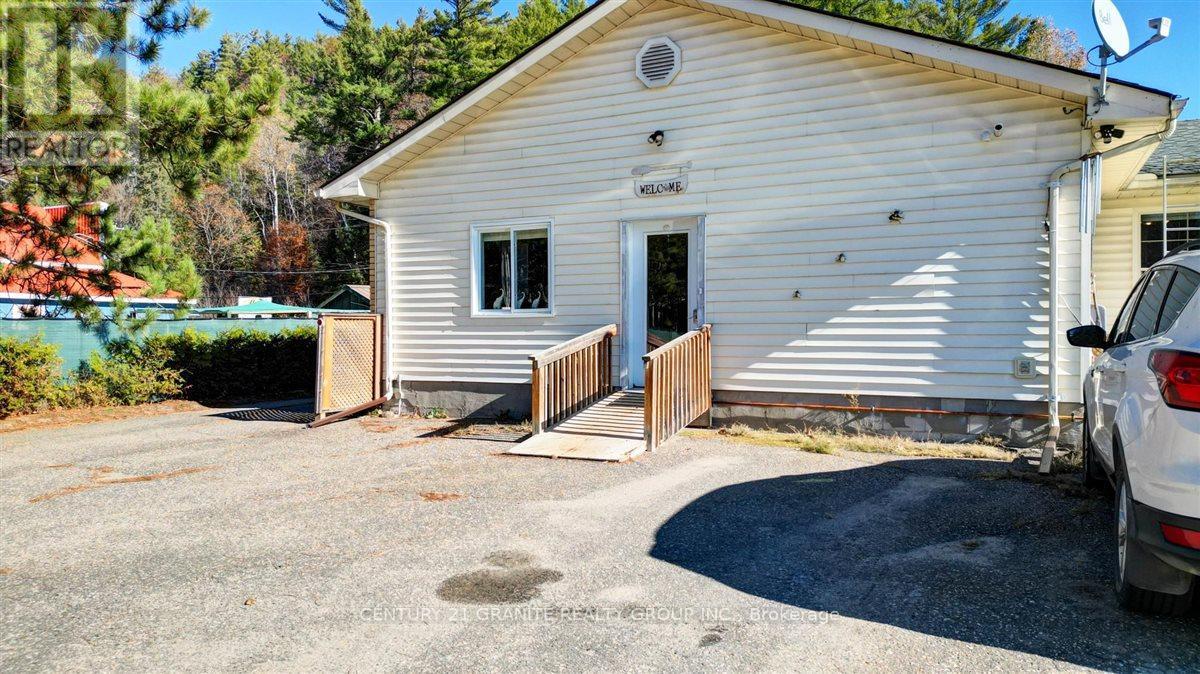 194 Hastings Street N, Bancroft, Ontario  K0L 1C0 - Photo 47 - X12935350