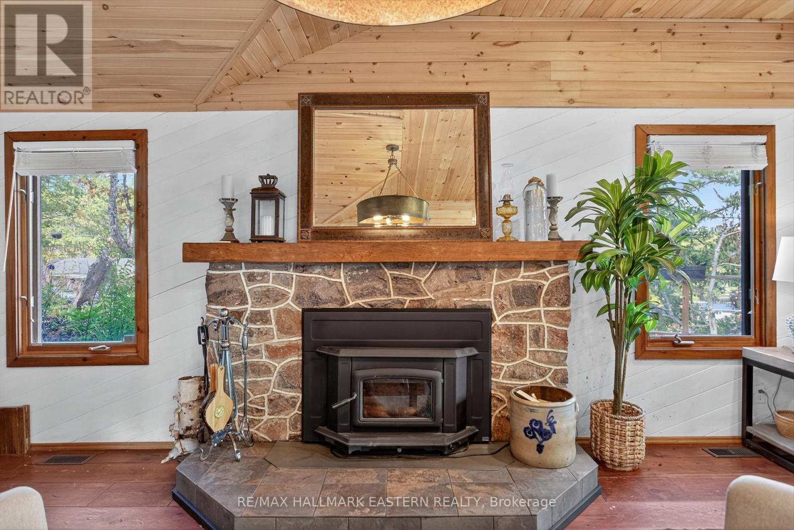 2712 Channel View Lane, Selwyn, Ontario  K0L 2H0 - Photo 8 - X12935354