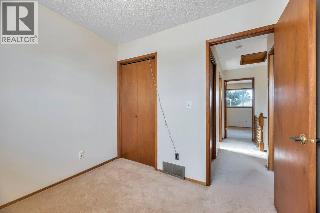 56 Cedarwood Hill SW, Calgary, Alberta  T2W 3H5 - Photo 23 - A2291326