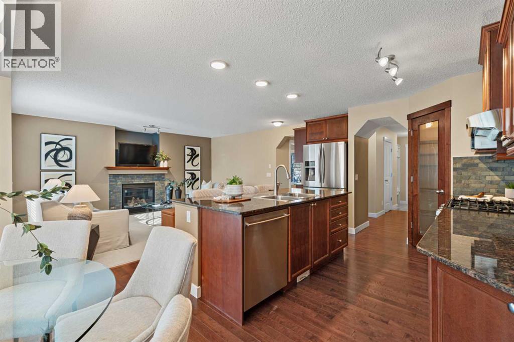 17 Drake Landing Crescent, Okotoks, Alberta  T1S 0C1 - Photo 12 - A2295303