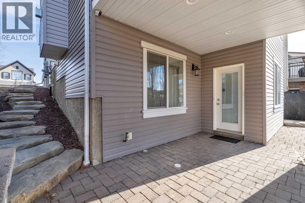 17 Drake Landing Crescent, Okotoks, Alberta  T1S 0C1 - Photo 47 - A2295303