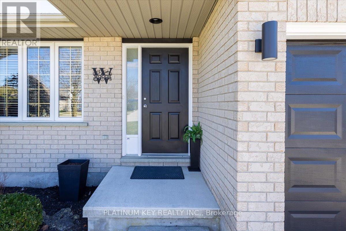 Photo 3 of 24 for 205 Symes Street