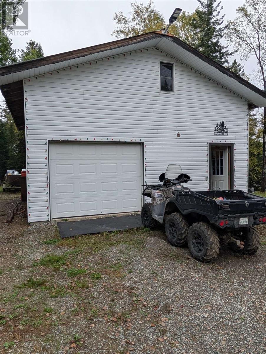 119 Mcveigh Creek, Esquega Township Hawk Junction, Ontario P0S 1G0 - Photo 7 - SM260570