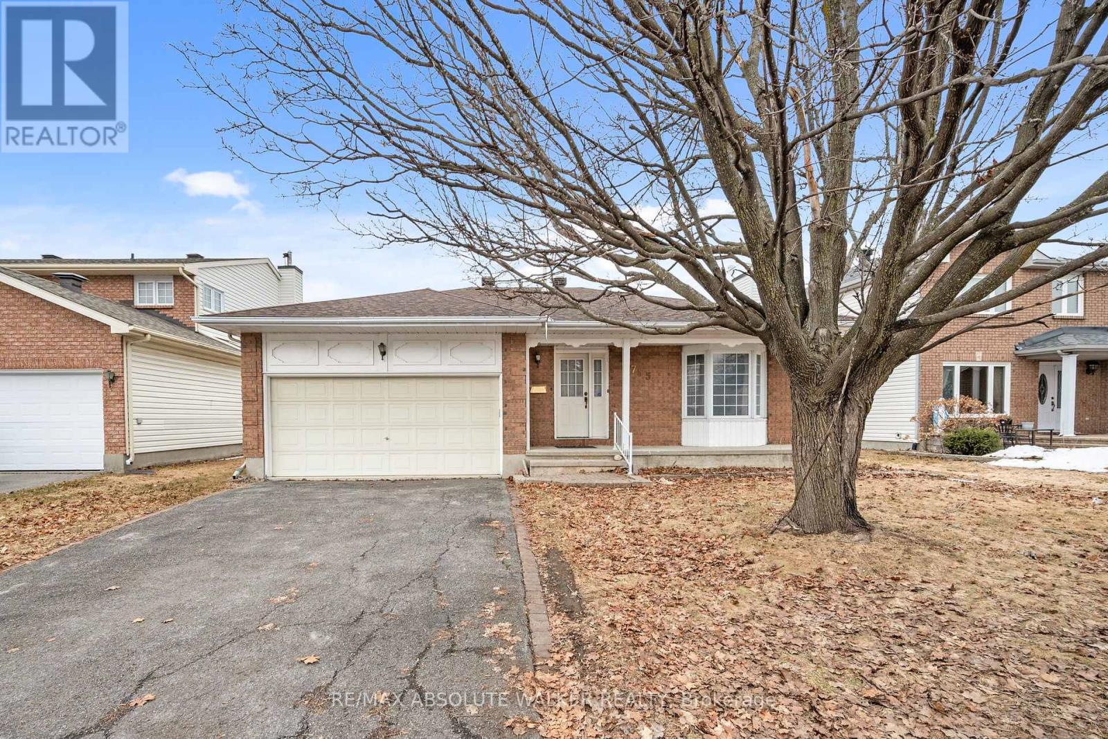 755 MERKLEY DRIVE, Ottawa, Ontario