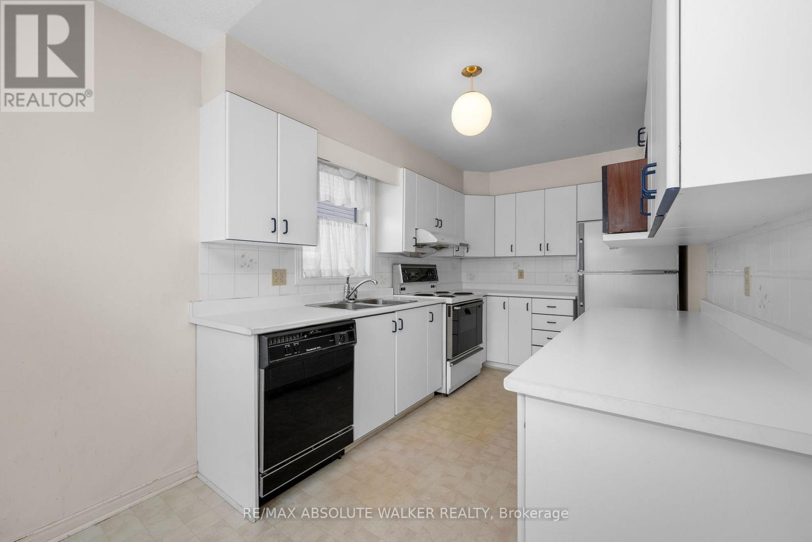 755 Merkley Drive, Ottawa, Ontario  K4A 2T9 - Photo 12 - X12935232