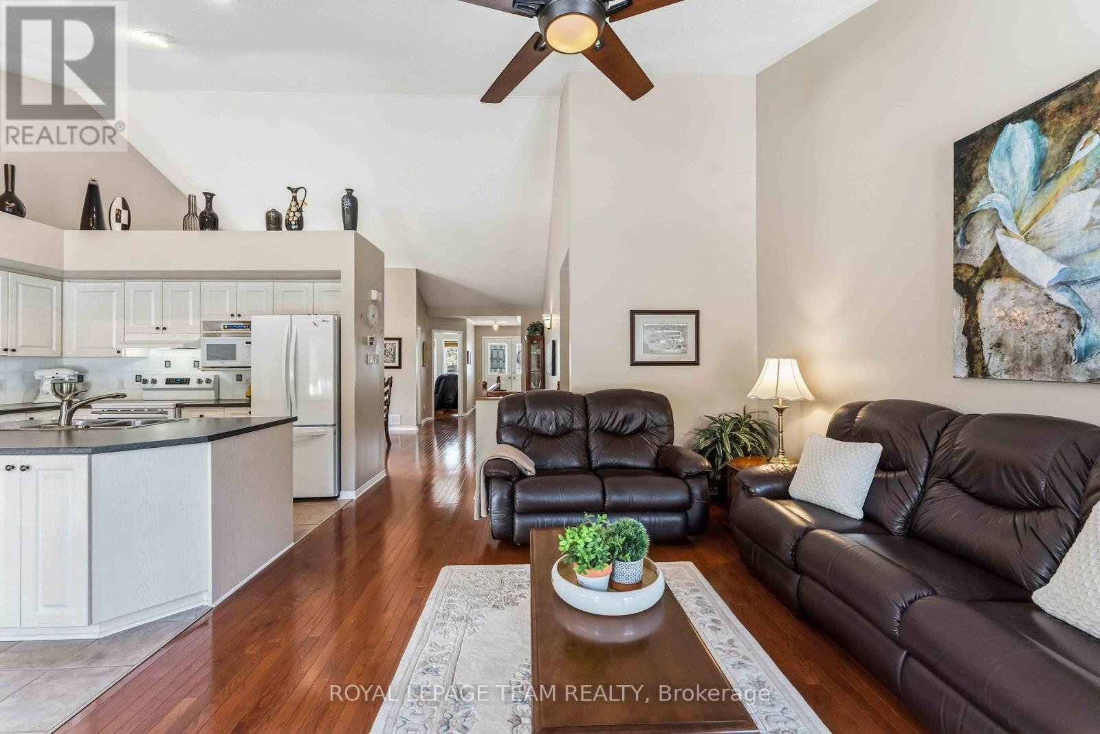 45 Burnstead Crescent, Ottawa, Ontario  K2M 2T4 - Photo 14 - X12935236