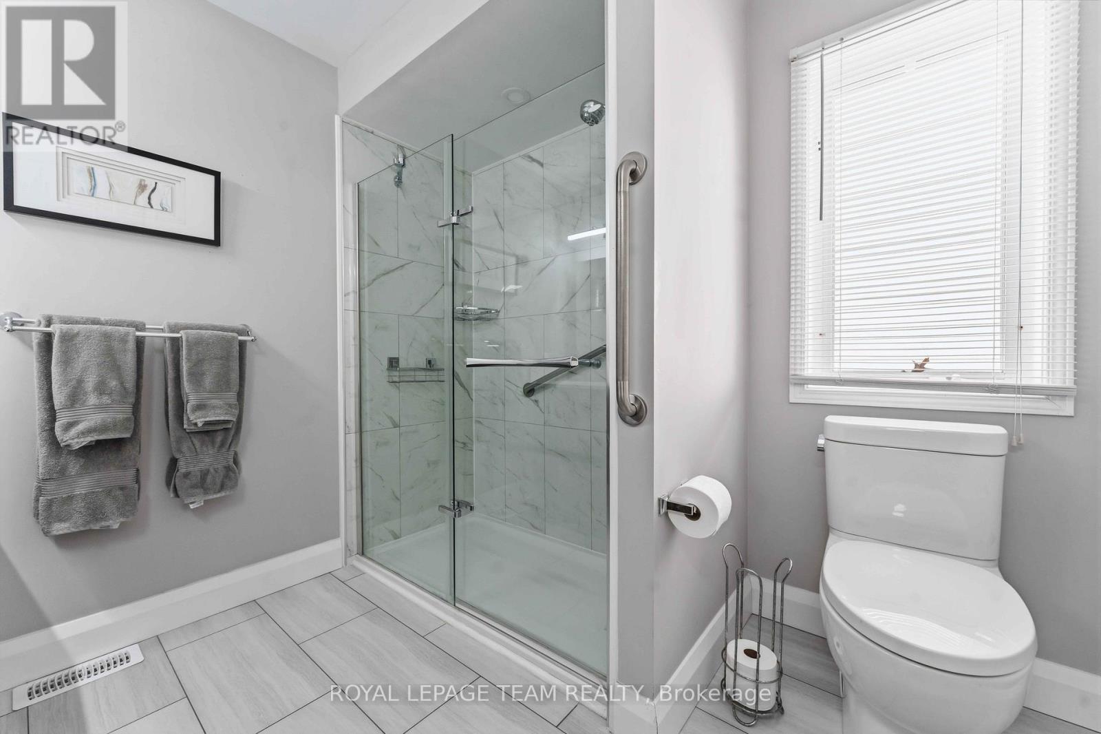 45 Burnstead Crescent, Ottawa, Ontario  K2M 2T4 - Photo 24 - X12935236