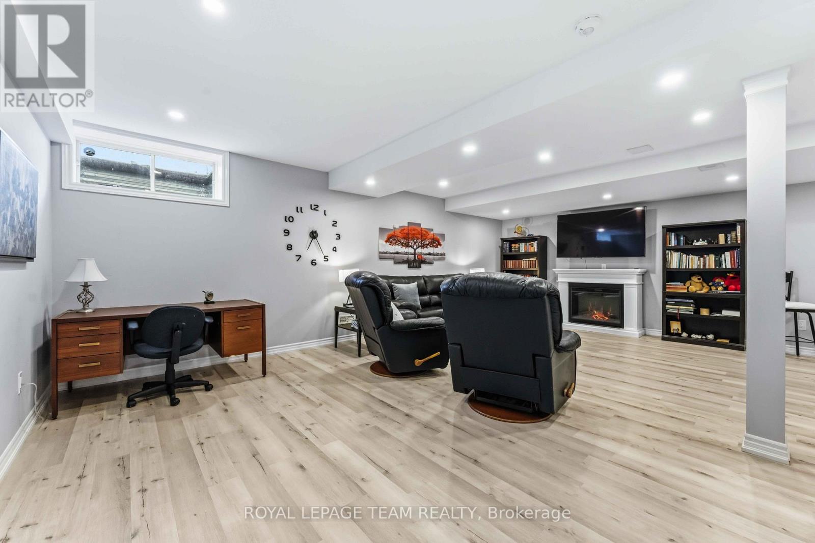 45 Burnstead Crescent, Ottawa, Ontario  K2M 2T4 - Photo 34 - X12935236