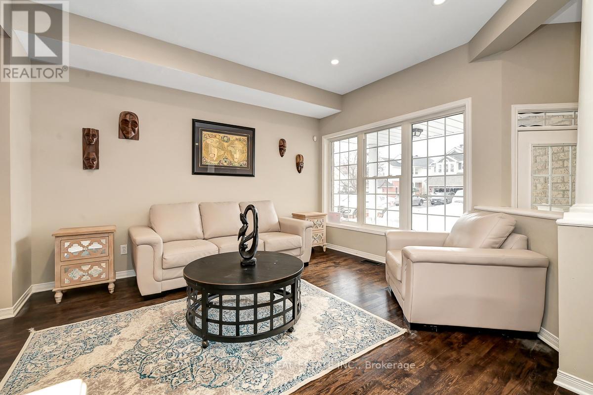 1654 Agatha Street, Ottawa, Ontario  K4A 4L5 - Photo 4 - X12935316