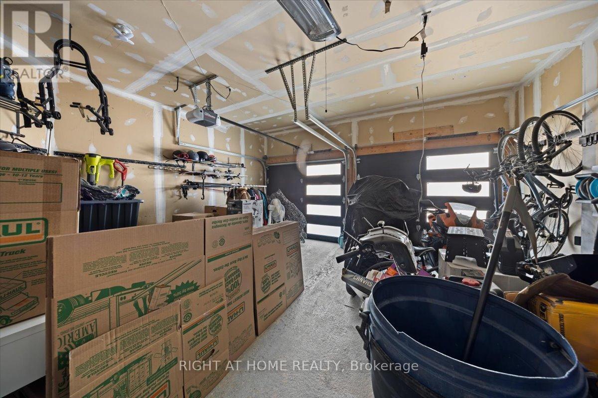 850 Feather Moss Way, Ottawa, Ontario  K1V 1X2 - Photo 47 - X12935338