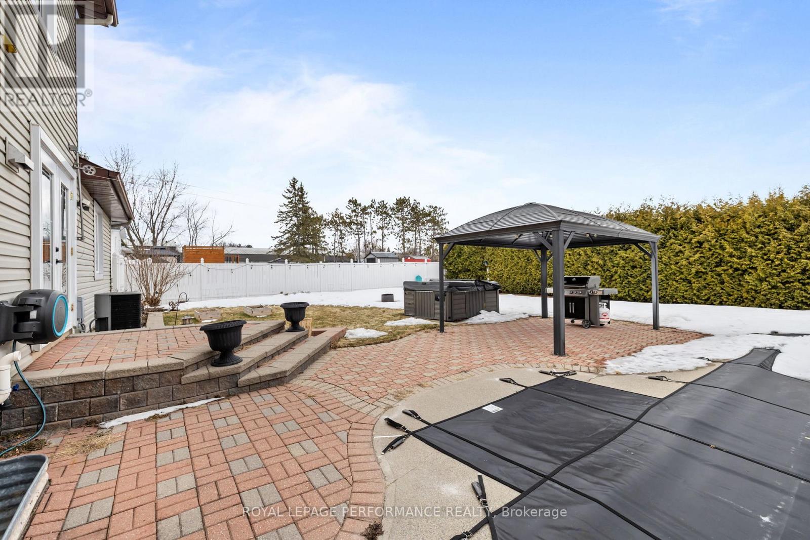 434 Lemay Street, Clarence-Rockland, Ontario  K0A 1N0 - Photo 38 - X12935504