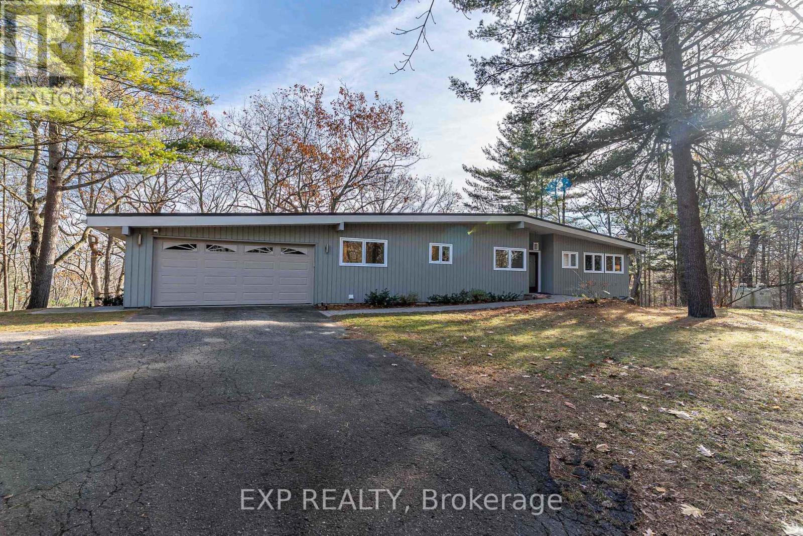 3 Larue Mills Road, Leeds And The Thousand Islands, Ontario  K0E 1R0 - Photo 2 - X12935524