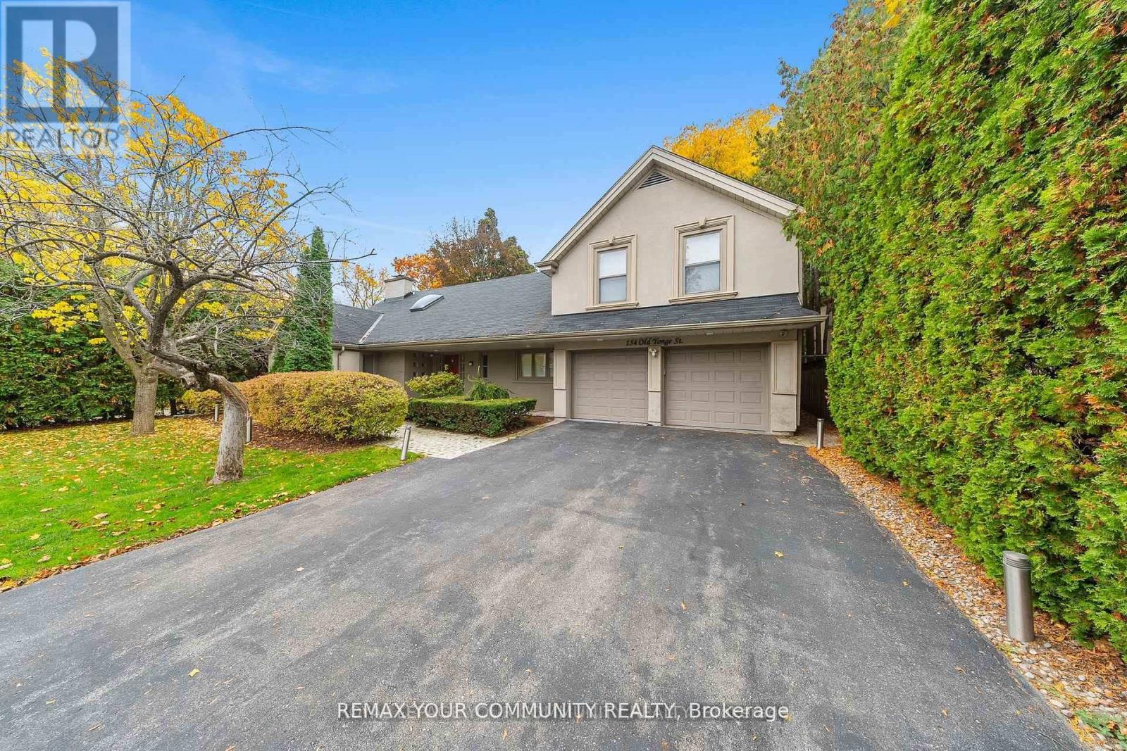 154 OLD YONGE STREET, Toronto, Ontario