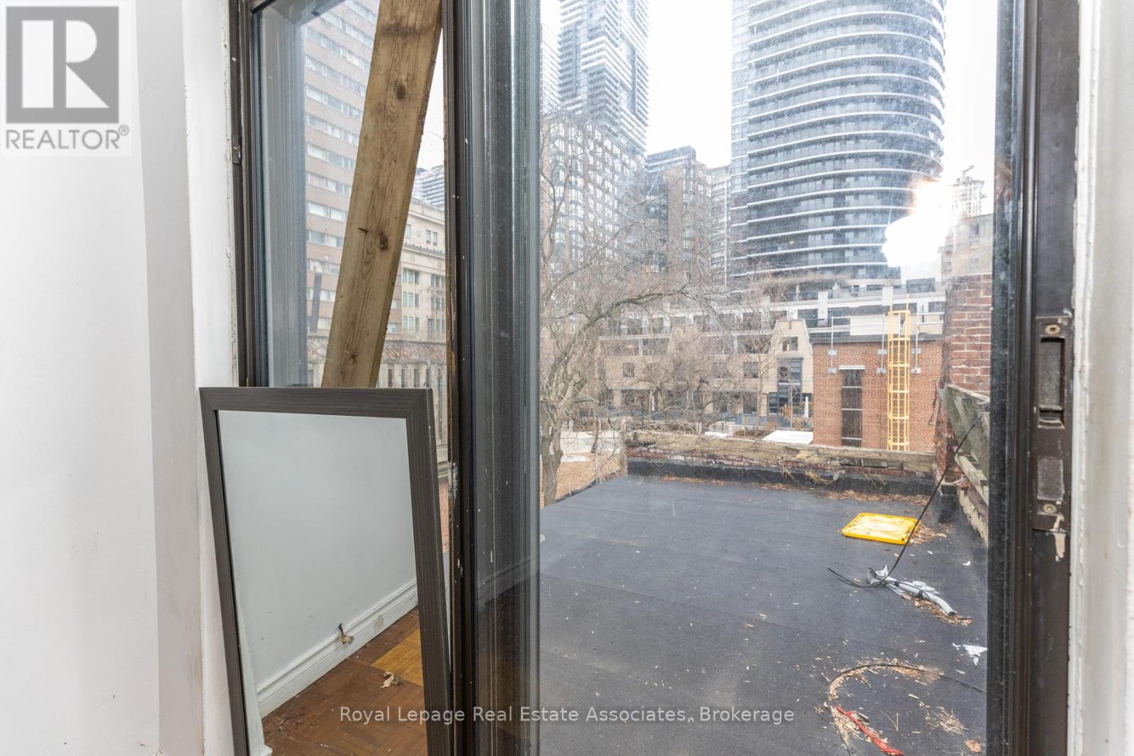 20, 26, 28 Mcgill Street, Toronto, Ontario  M5B 1H2 - Photo 16 - C12935220