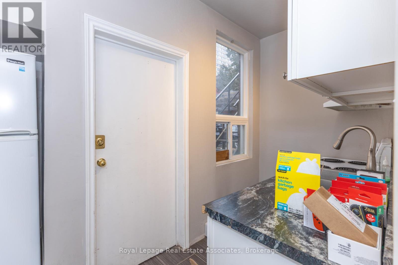 20, 26, 28 Mcgill Street, Toronto, Ontario  M5B 1H2 - Photo 33 - C12935220