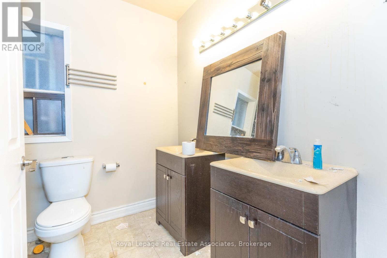 20, 26, 28 Mcgill Street, Toronto, Ontario  M5B 1H2 - Photo 6 - C12935220