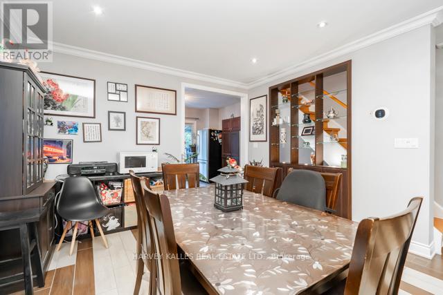 132 Bellwoods Avenue, Toronto, Ontario  M6J 2P4 - Photo 11 - C12935230