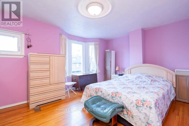 132 Bellwoods Avenue, Toronto, Ontario  M6J 2P4 - Photo 15 - C12935230