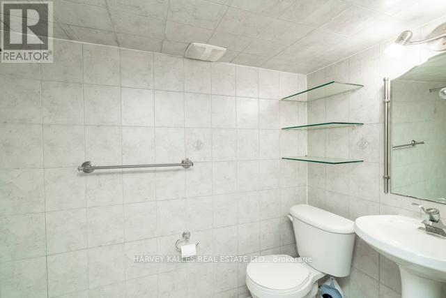 132 Bellwoods Avenue, Toronto, Ontario  M6J 2P4 - Photo 20 - C12935230