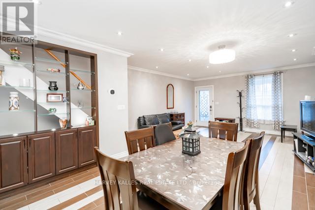 132 Bellwoods Avenue, Toronto, Ontario  M6J 2P4 - Photo 9 - C12935230