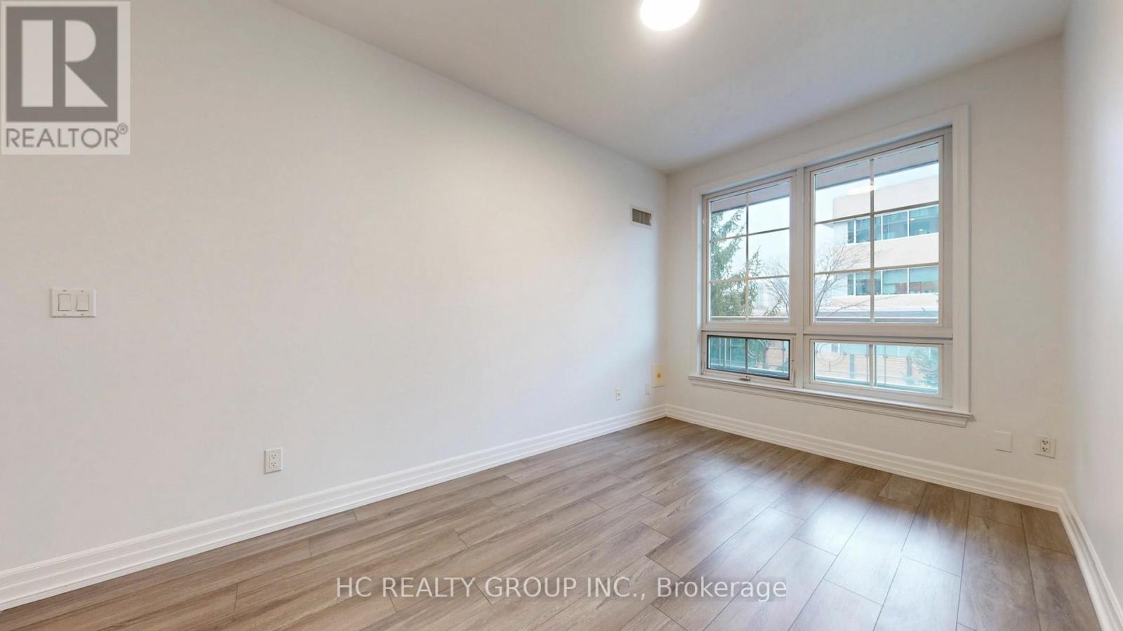 322 - 20 Burkebrook Place, Toronto (Bridle Path-Sunnybrook-York Mills), Ontario  M4G 0A1 - Photo 16 - C12935252