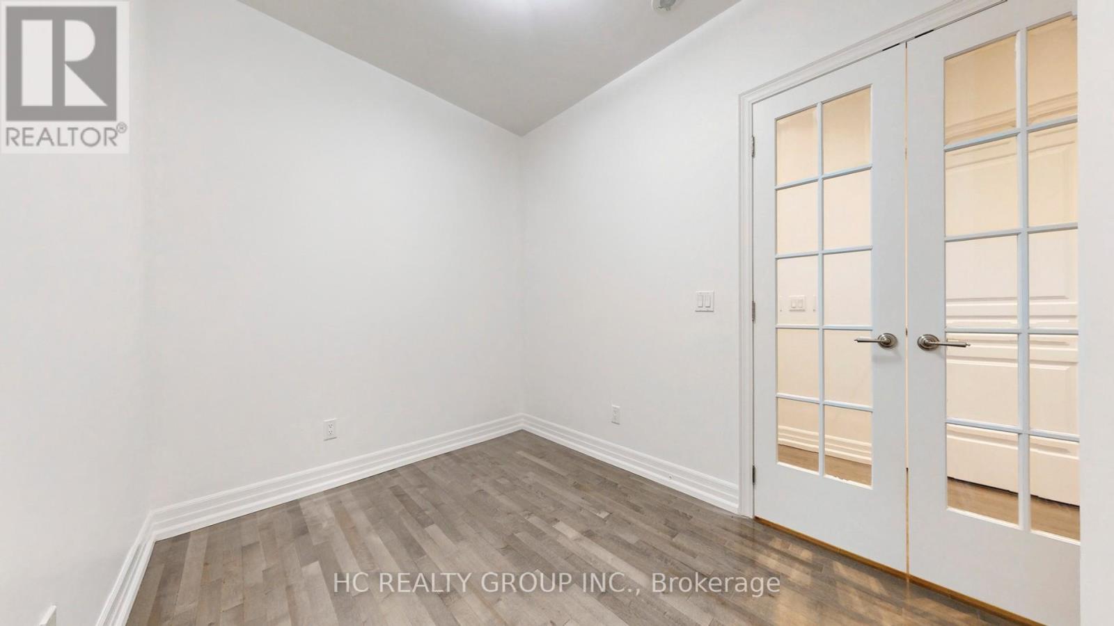 322 - 20 Burkebrook Place, Toronto (Bridle Path-Sunnybrook-York Mills), Ontario  M4G 0A1 - Photo 18 - C12935252