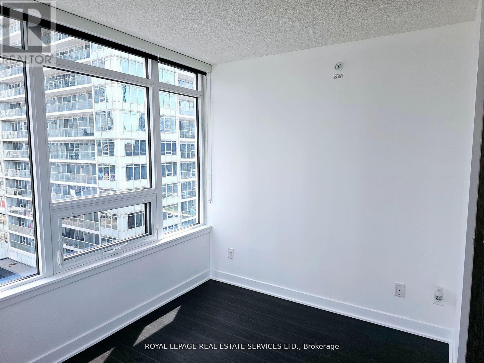 1106 - 19 Bathurst Street, Toronto, Ontario  M5V 0N2 - Photo 13 - C12935264