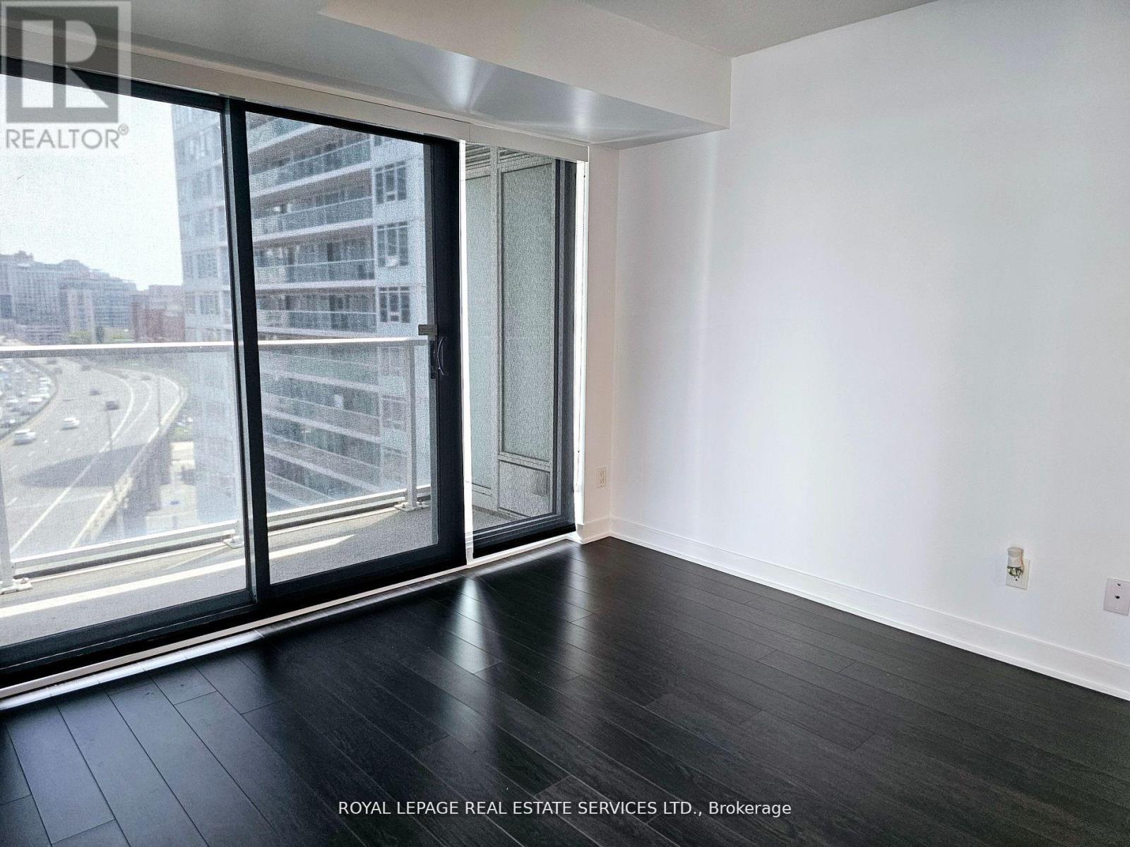 1106 - 19 Bathurst Street, Toronto, Ontario  M5V 0N2 - Photo 17 - C12935264