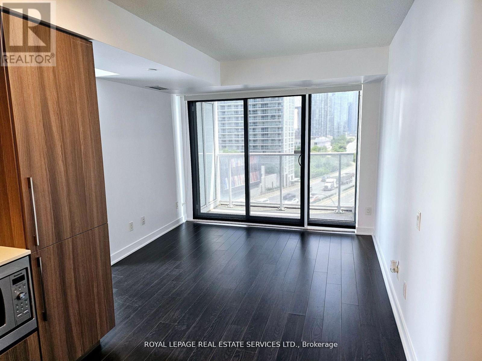 1106 - 19 Bathurst Street, Toronto, Ontario  M5V 0N2 - Photo 9 - C12935264