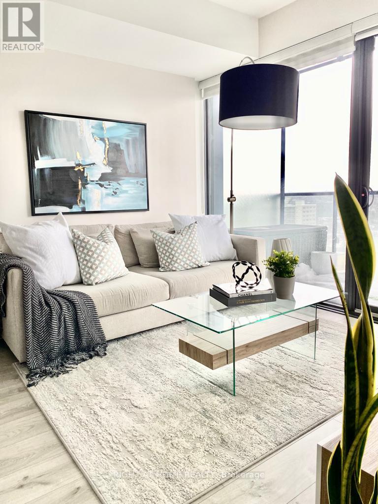 2007 - 161 Roehampton Avenue, Toronto, Ontario  M4P 0C8 - Photo 10 - C12935340