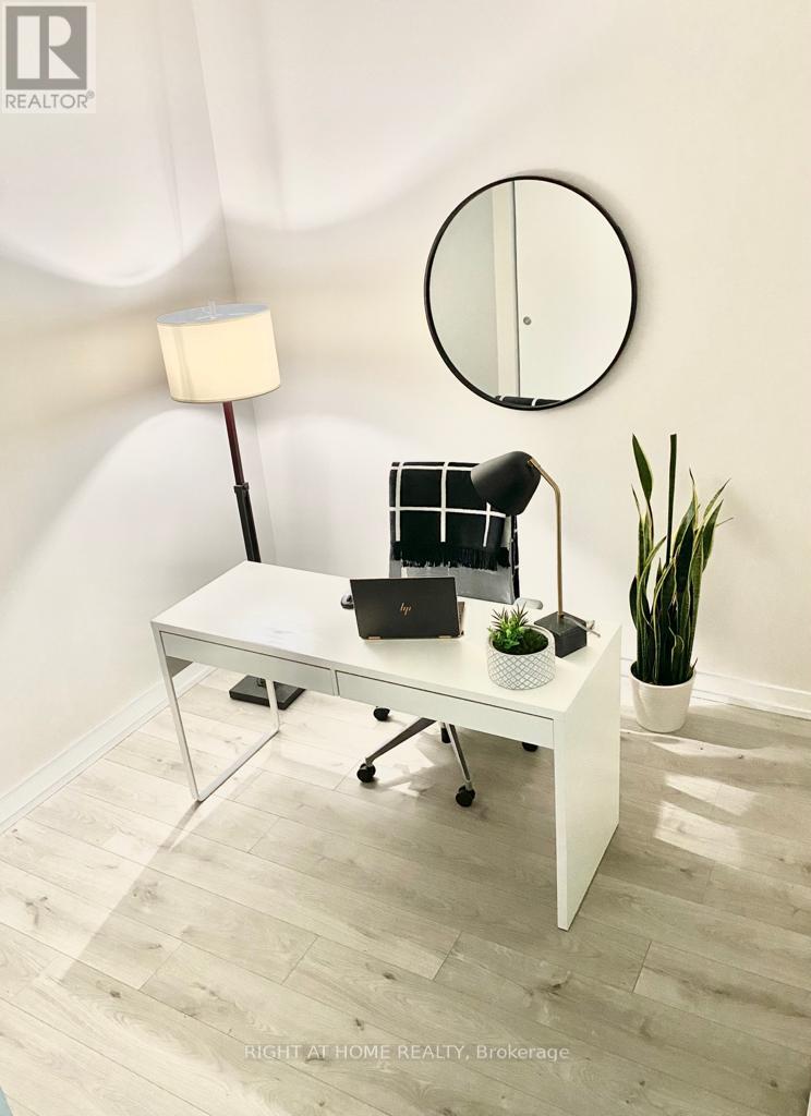 2007 - 161 Roehampton Avenue, Toronto, Ontario  M4P 0C8 - Photo 13 - C12935340