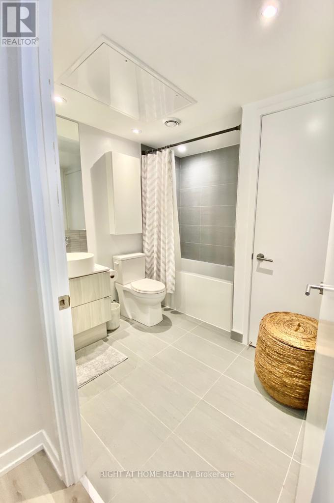 2007 - 161 Roehampton Avenue, Toronto, Ontario  M4P 0C8 - Photo 15 - C12935340