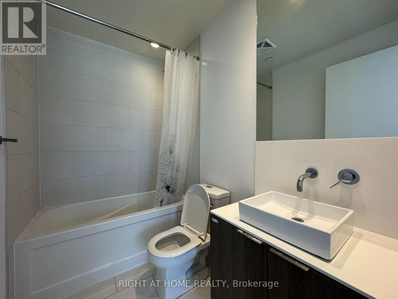 906 - 159 Dundas Street E, Toronto, Ontario  M5B 0A9 - Photo 16 - C12935368