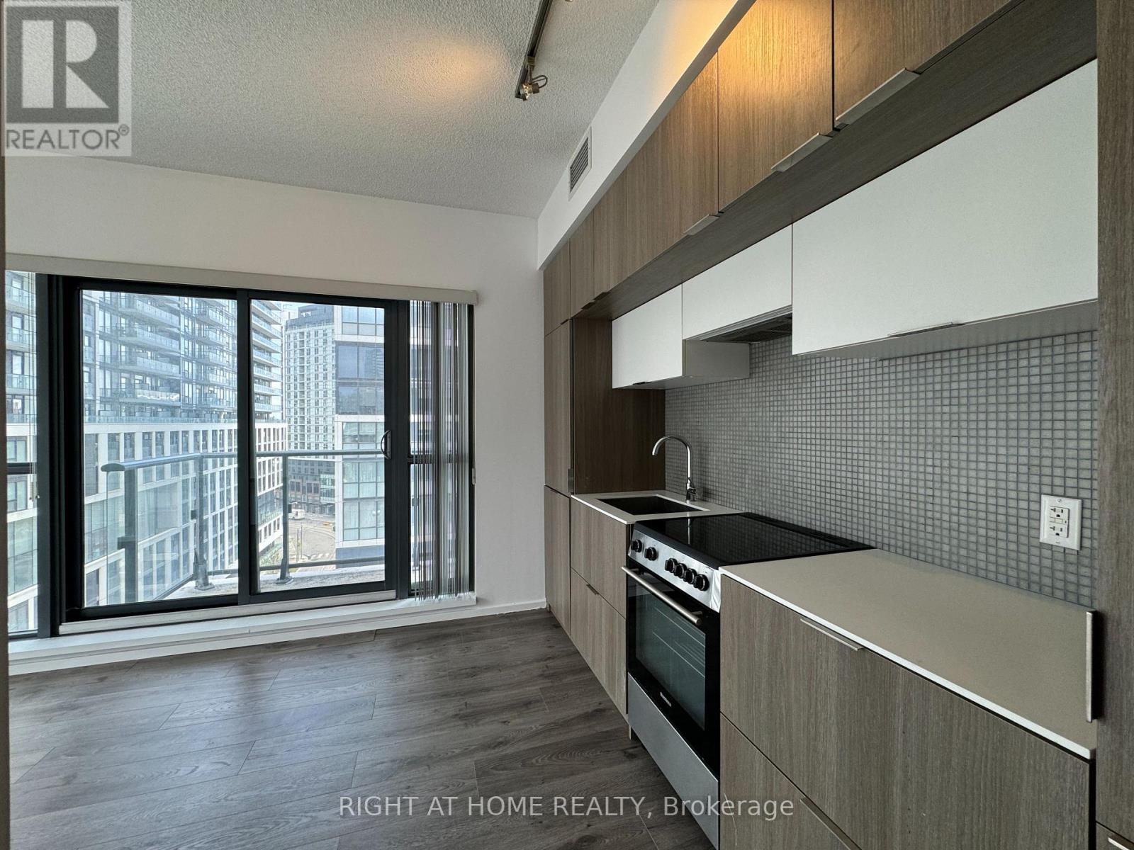 906 - 159 Dundas Street E, Toronto, Ontario  M5B 0A9 - Photo 3 - C12935368