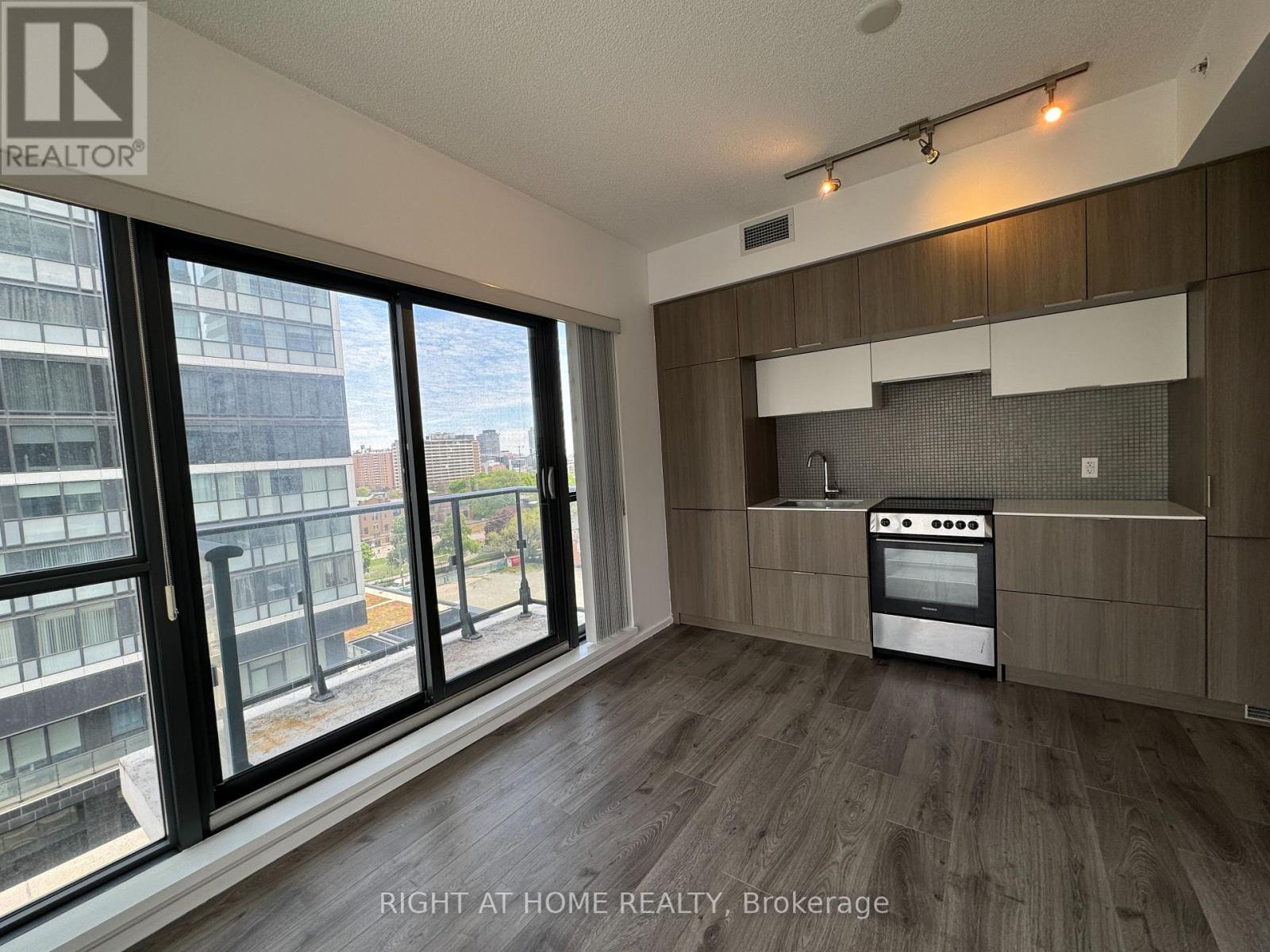 906 - 159 Dundas Street E, Toronto, Ontario  M5B 0A9 - Photo 8 - C12935368