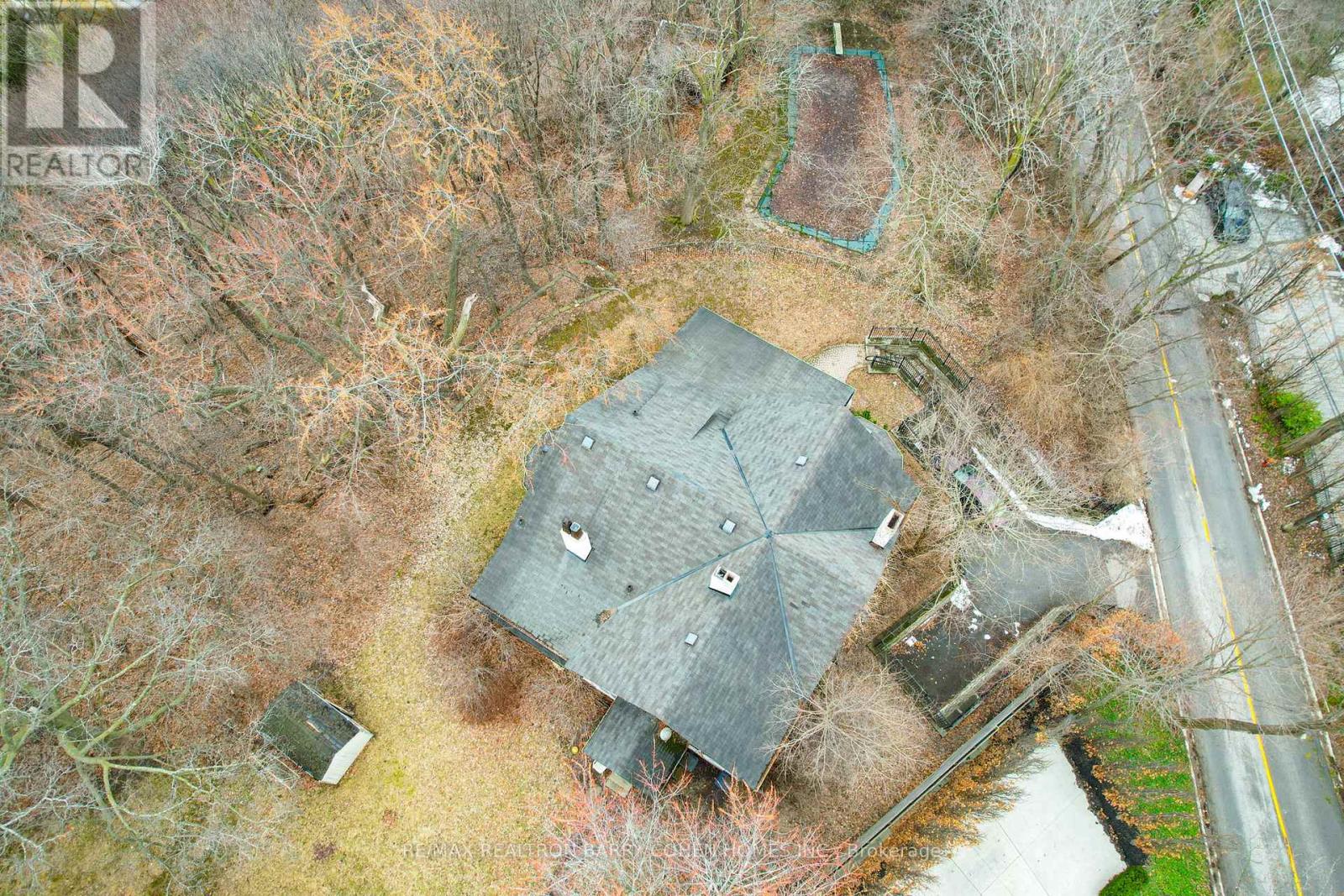 27 Old Yonge Street, Toronto, Ontario  M2P 1P6 - Photo 23 - C12935382