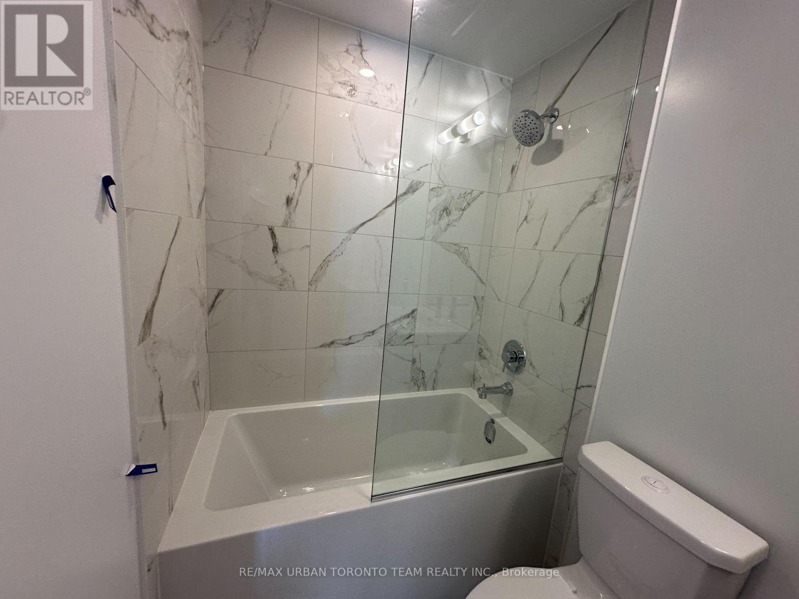 3607 - 180 Front Street E, Toronto, Ontario  M5A 0K9 - Photo 16 - C12935390