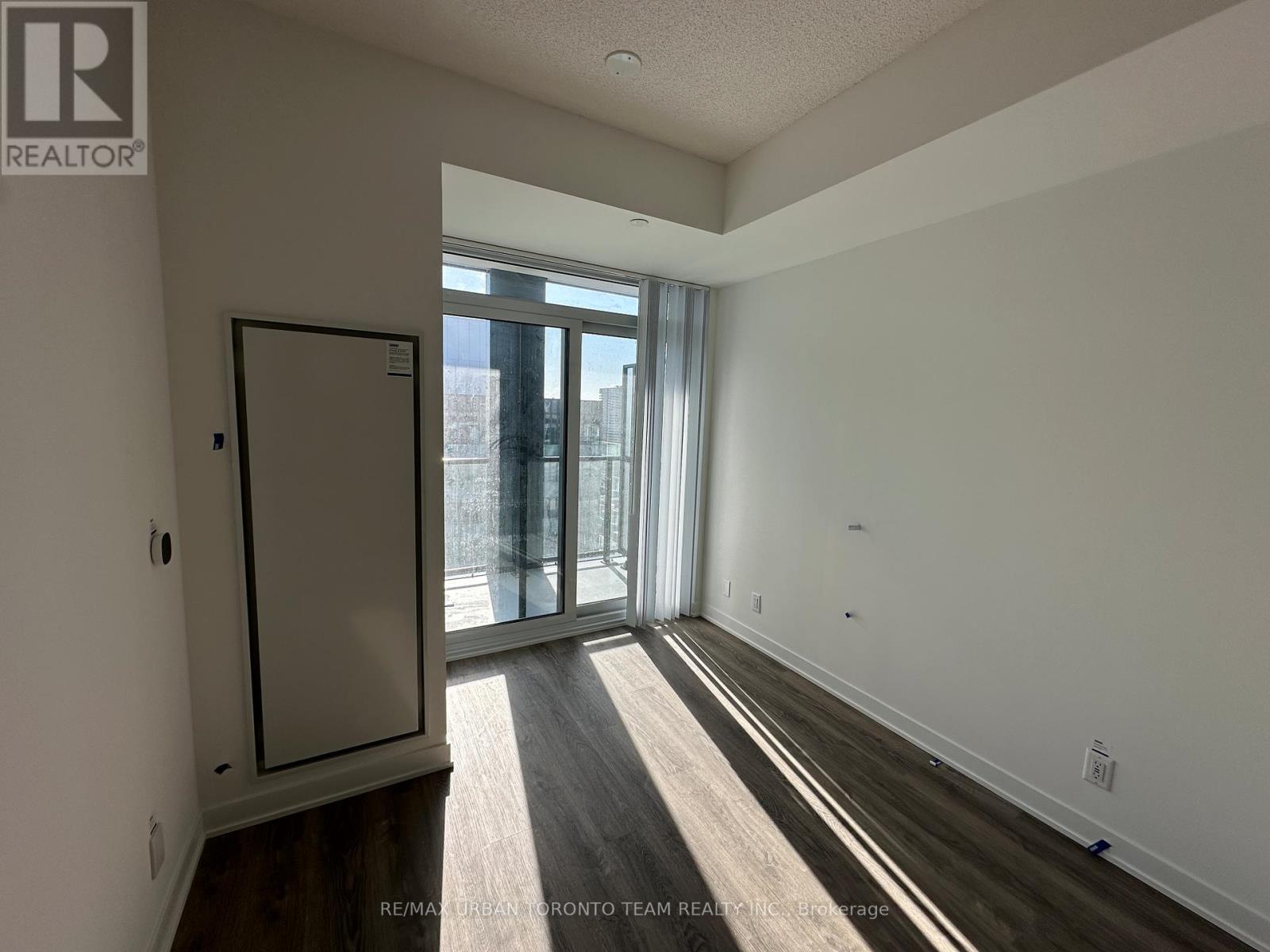 3607 - 180 Front Street E, Toronto, Ontario  M5A 0K9 - Photo 5 - C12935390