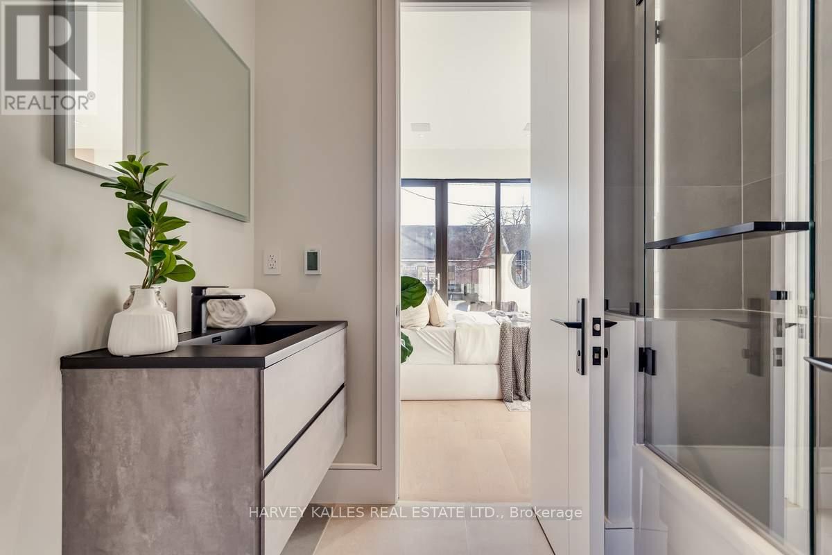 179 Palmerston Avenue, Toronto, Ontario  M6J 2J3 - Photo 27 - C12935466