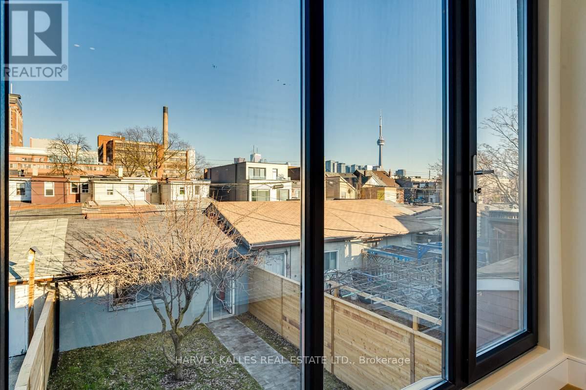 179 Palmerston Avenue, Toronto, Ontario  M6J 2J3 - Photo 30 - C12935466