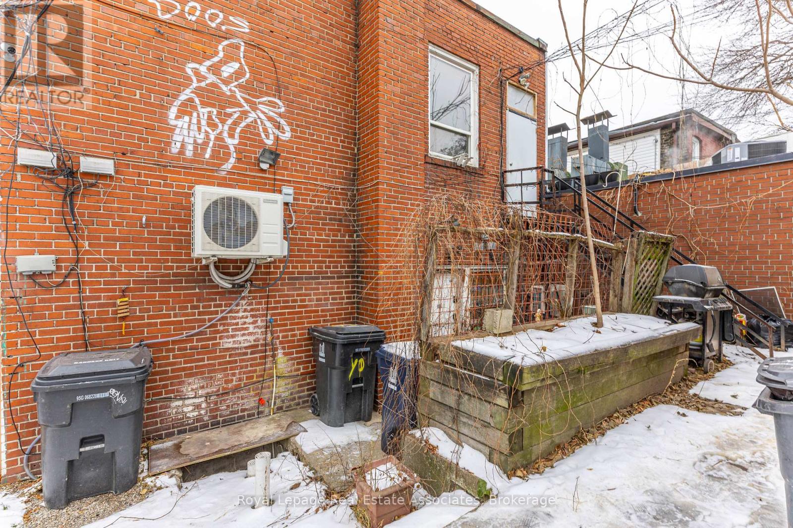 618 Queen Street W, Toronto, Ontario  M6J 1E4 - Photo 22 - C12935496