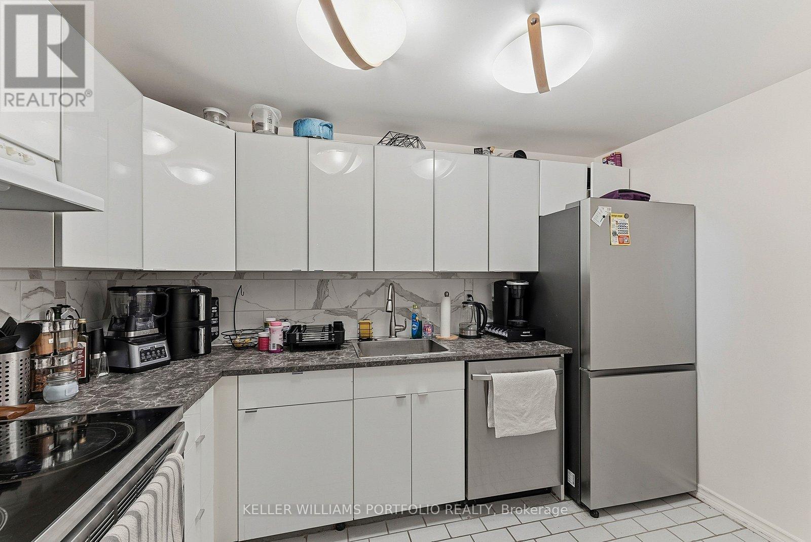 601 - 705 King Street W, Toronto, Ontario  M5V 2W8 - Photo 11 - C12935508