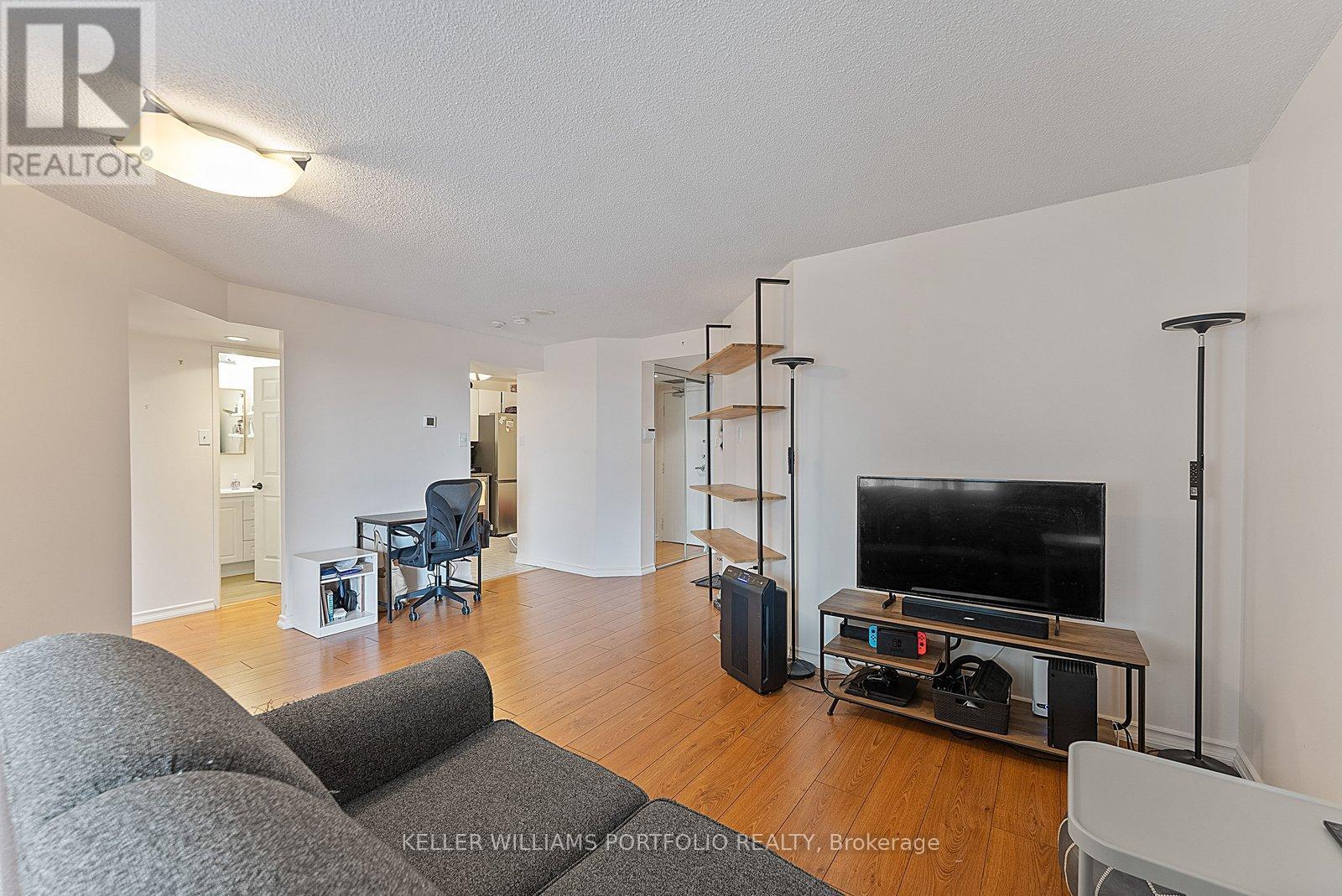 601 - 705 King Street W, Toronto, Ontario  M5V 2W8 - Photo 8 - C12935508