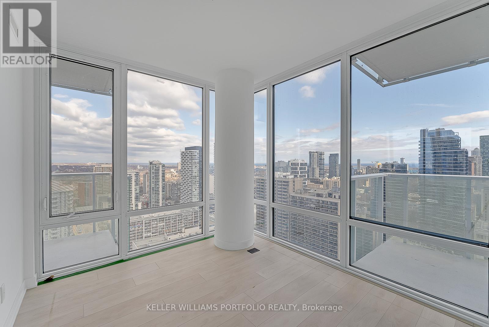 3009 - 501 Yonge Street, Toronto, Ontario  M4Y 0G8 - Photo 12 - C12935512