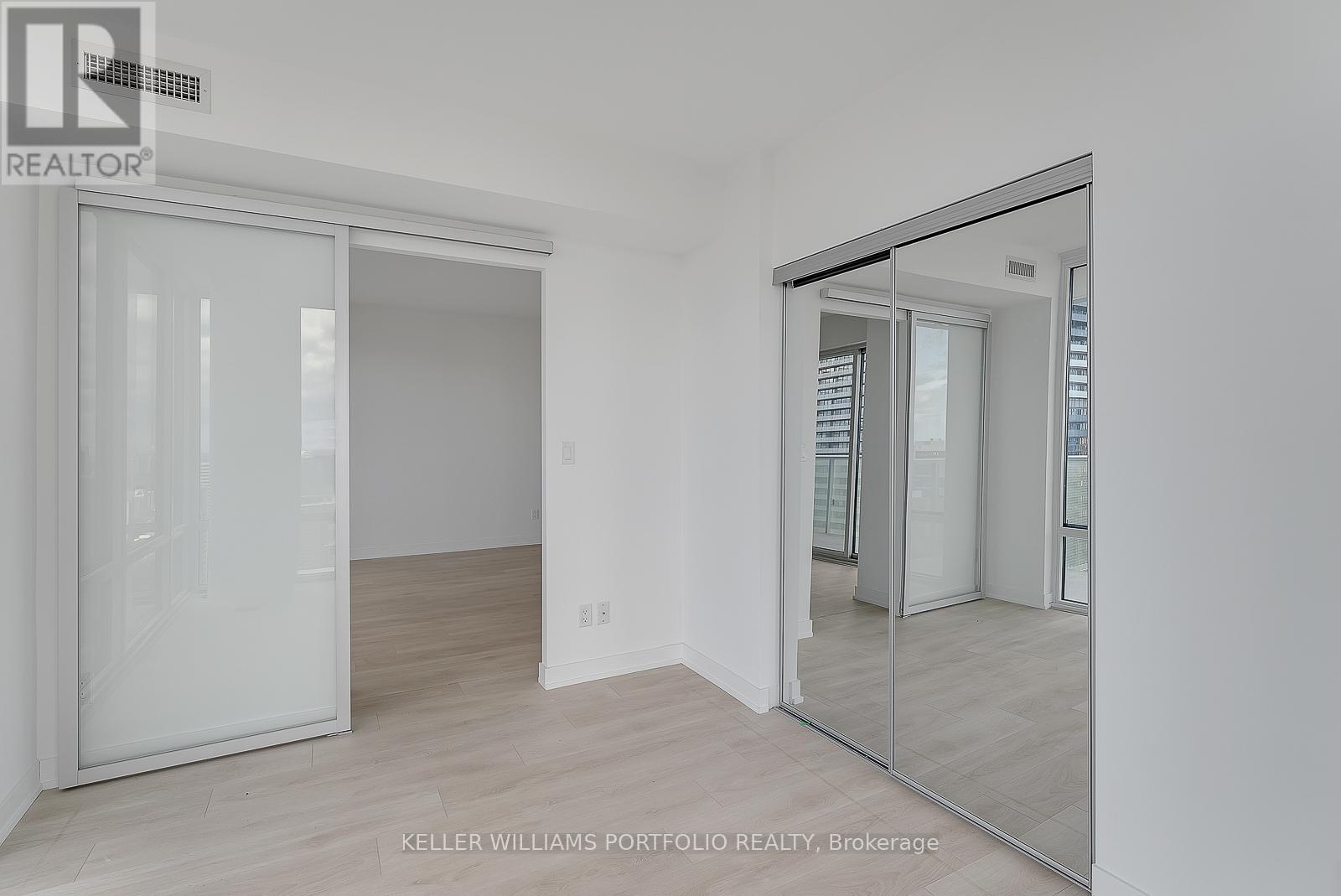 3009 - 501 Yonge Street, Toronto, Ontario  M4Y 0G8 - Photo 13 - C12935512