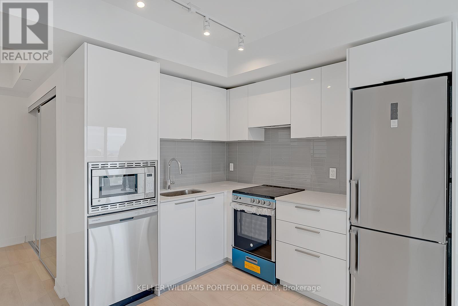 3009 - 501 Yonge Street, Toronto, Ontario  M4Y 0G8 - Photo 7 - C12935512