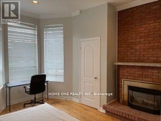 Room#203 - 31 D'arcy Street, Toronto, Ontario M5T 1J8 - Photo 11 - C12935536