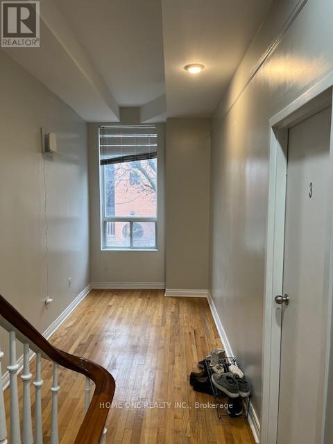 Room#203 - 31 D'arcy Street, Toronto, Ontario M5T 1J8 - Photo 7 - C12935536