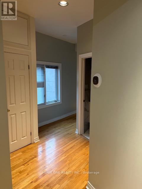 Room#203 - 31 D'arcy Street, Toronto, Ontario M5T 1J8 - Photo 8 - C12935536