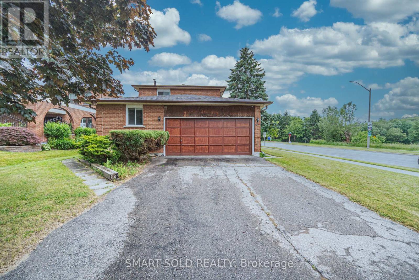 217 Waverly Street N, Oshawa (Mclaughlin), Ontario  L1J 7C7 - Photo 3 - E12935214